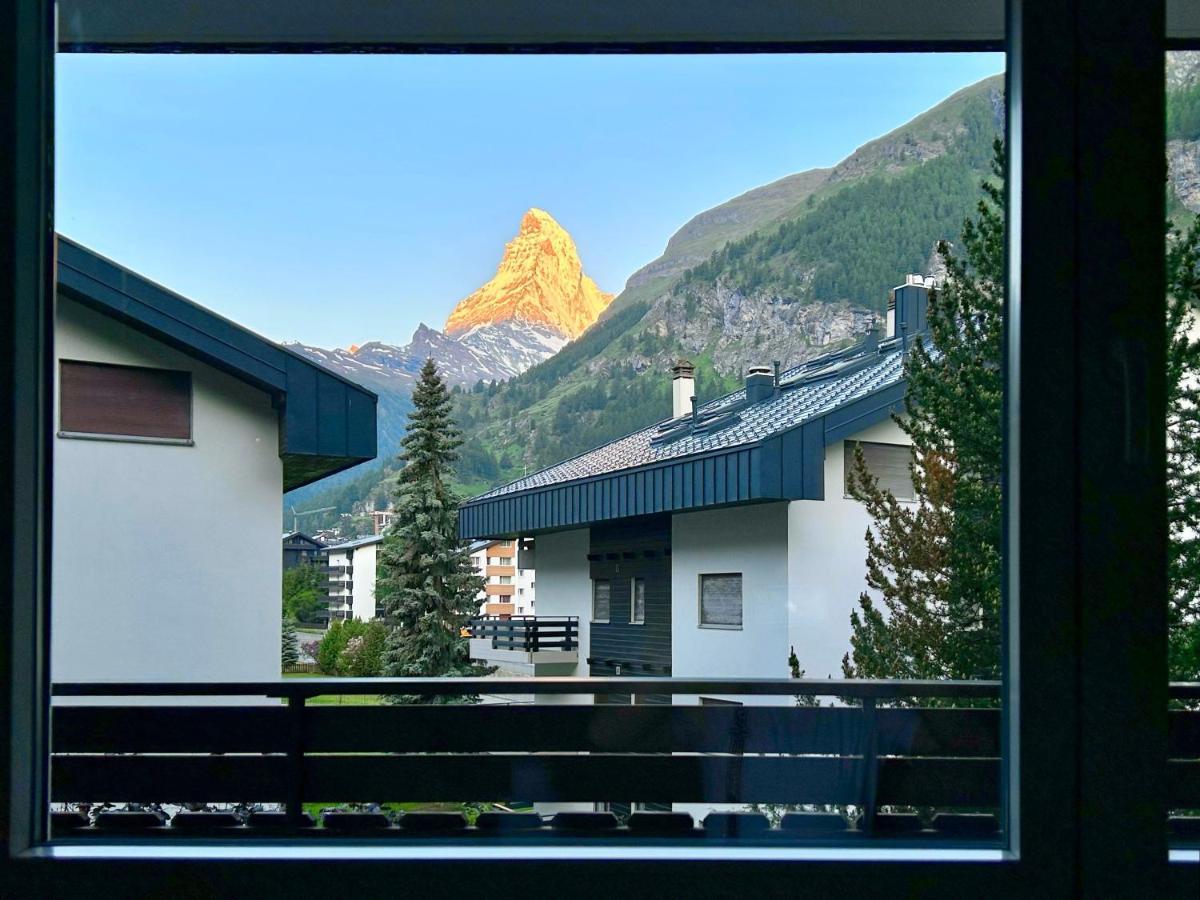 Beautiful Apartment In Zermatt With A Breathtaking View Of The Matterhorn Exteriér fotografie